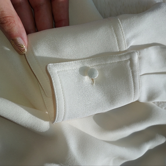 NWT Valentino 100% Silk Swarovski Embellished Tie Neck Blouse - Picture 6 of 15